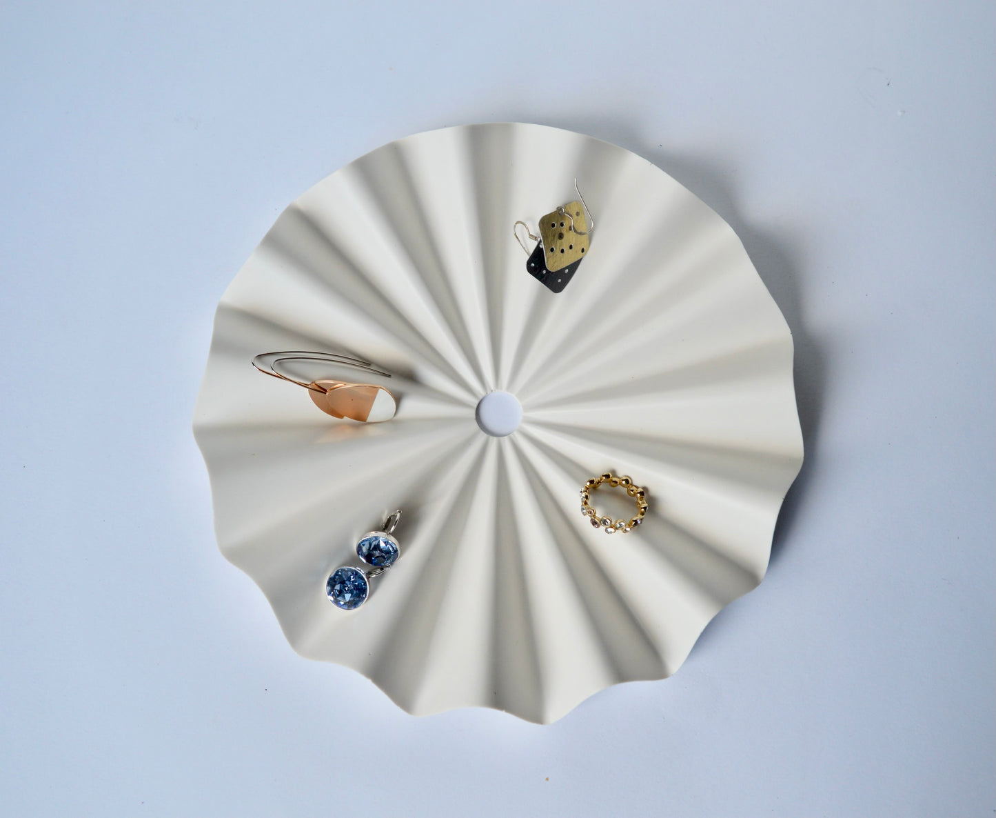 B. Quirky Ruffled Jewellery Holder